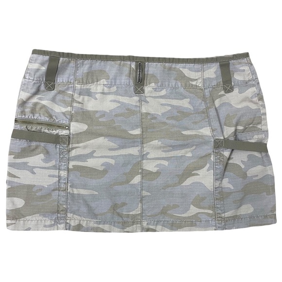 DKNY Camo Cargo skirt Womens size 14 - Picture 2 of 7
